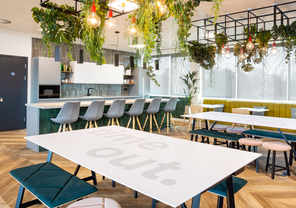 scroll-changing-image