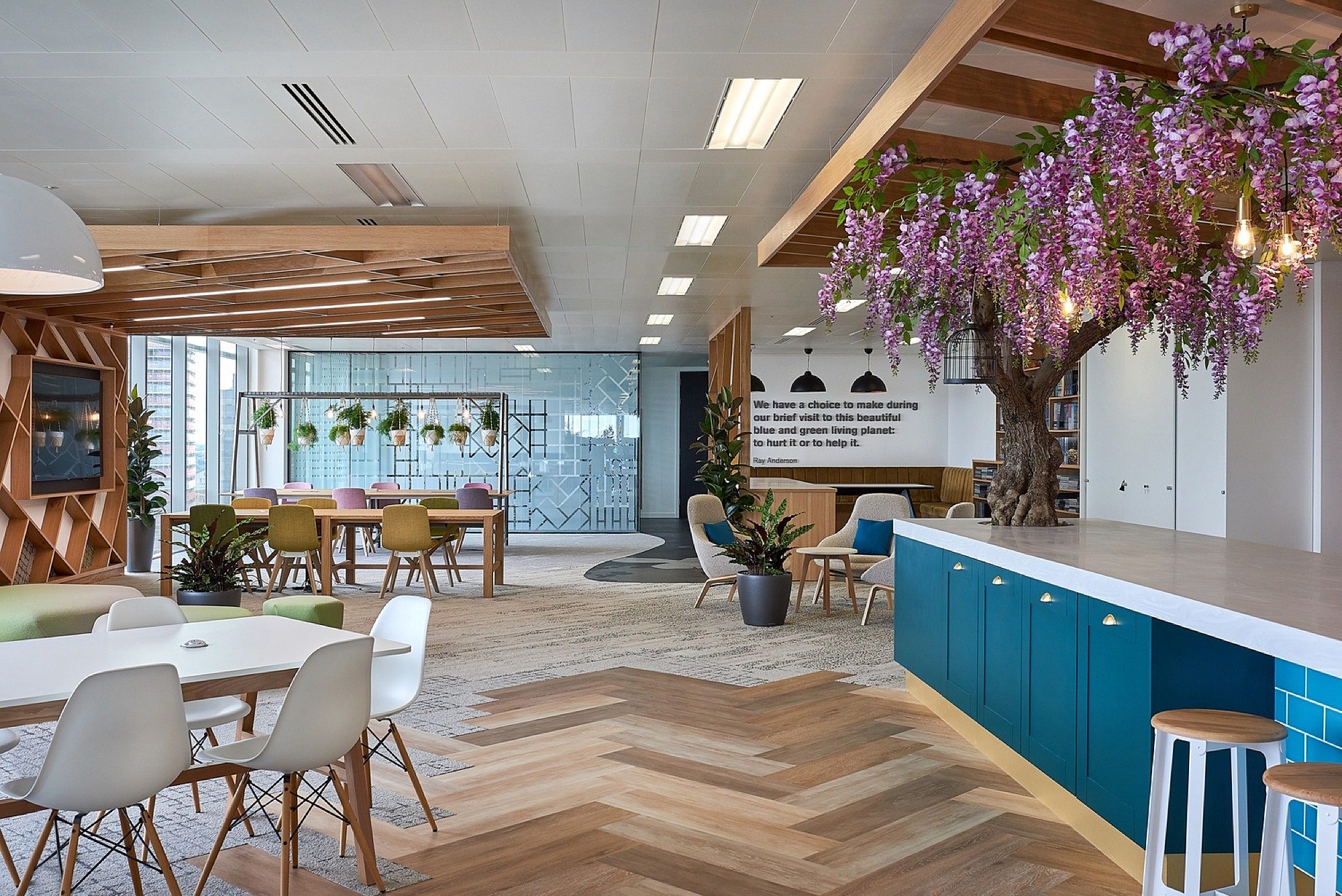 scroll-changing-image